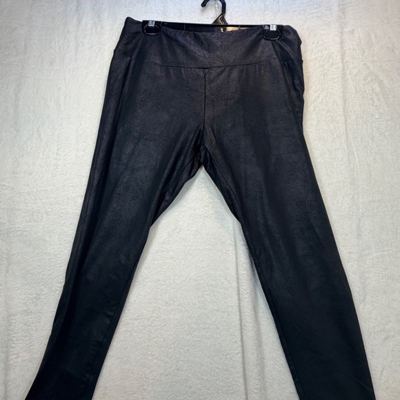 Bluenotes Leggings Womens Size XL Black Faux Leather Goth Bikercore Classic - Picture 10 of 10
